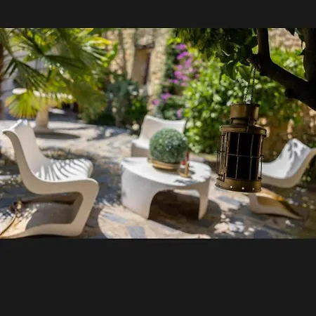 Frühstückspension Le Patio Du Port
