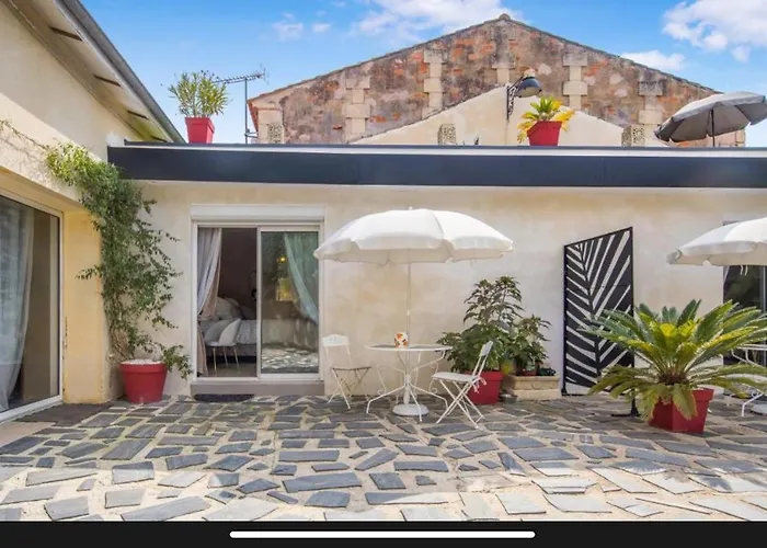 Le Patio Du Port Saint-Christoly-Médoc